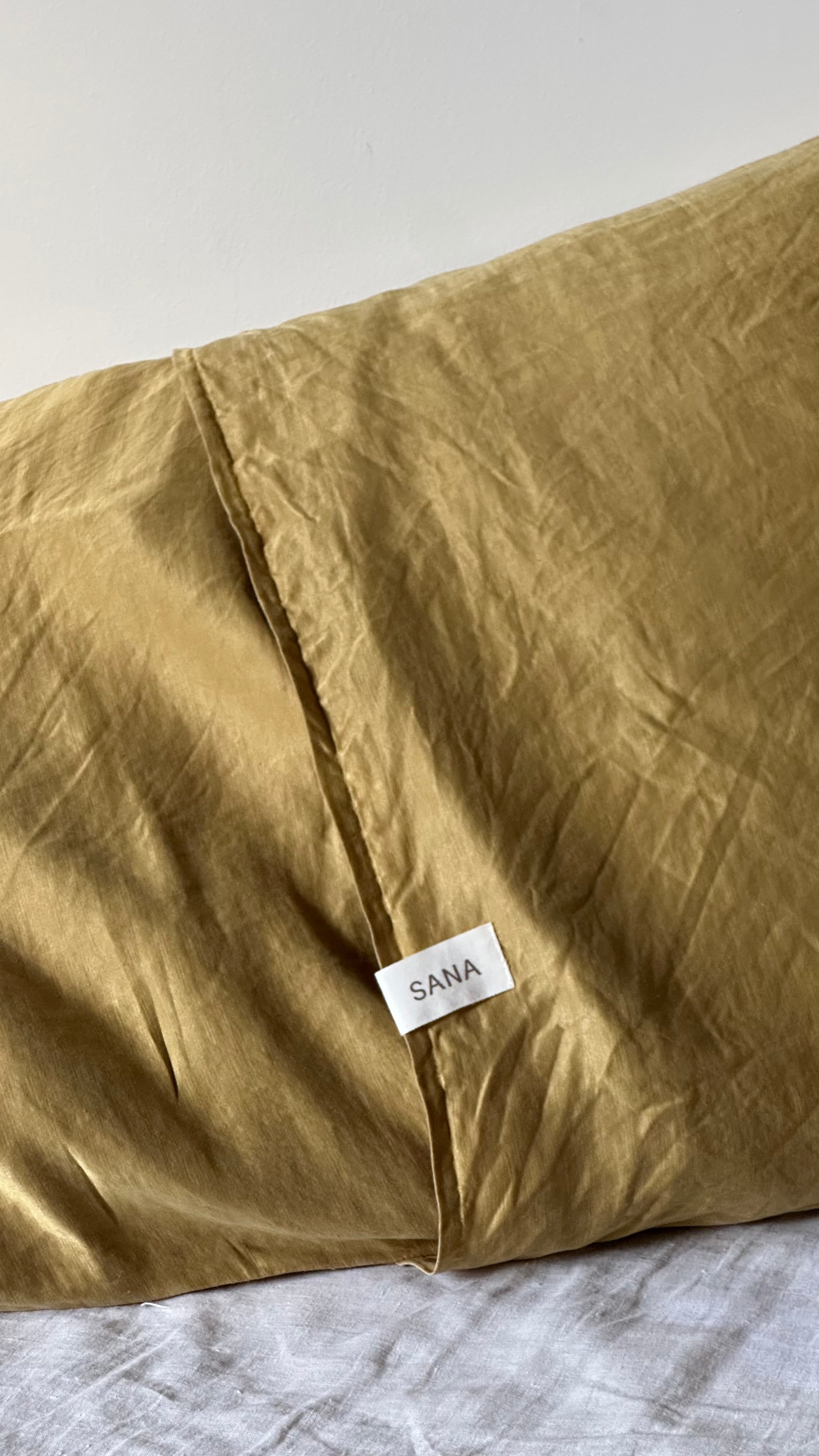 Silk Pillowcase - Gold