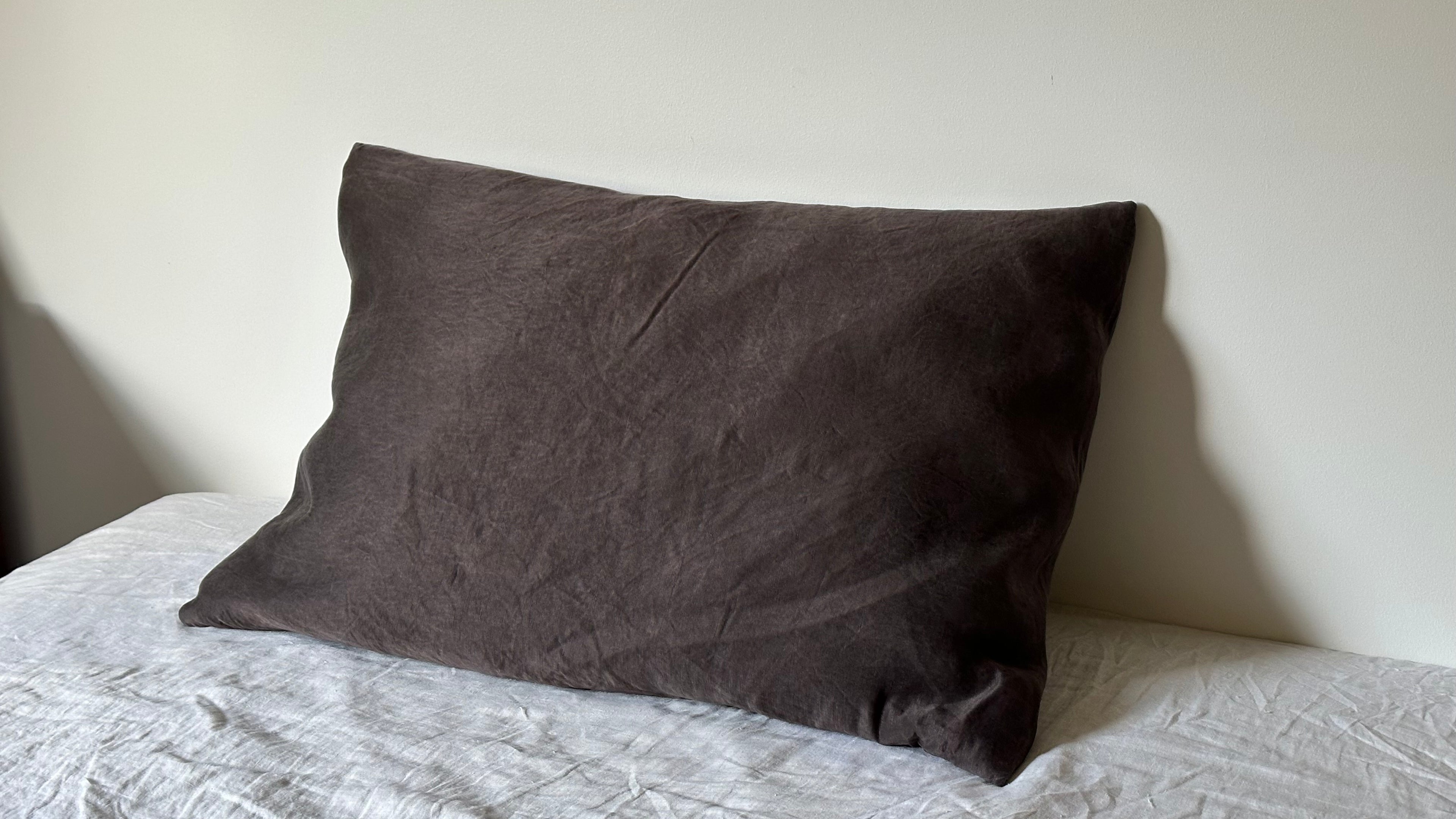 Silk Pillowcase - Chocolate